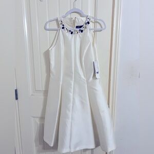 New dress size 8 in color pearl white